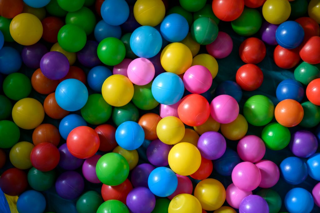 Coloured balls
